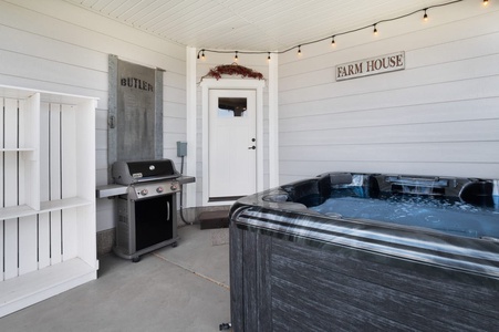 Cedar Farmhouse-East Entrance by Hot Tub