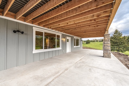 Foxridge-Patio under deck