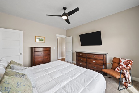 Persimmon Hill-Bedroom