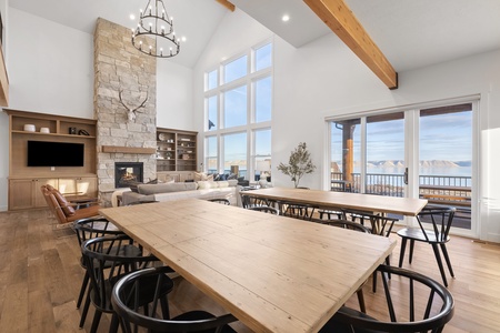 Black Timber Lodge-Dining Area (seats 30) and Living Room