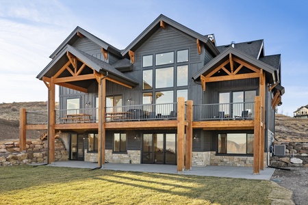 Black Timber Lodge-East view of the home