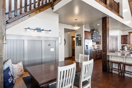 Polaris Peak-Breakfast Nook (Main Floor West Center)