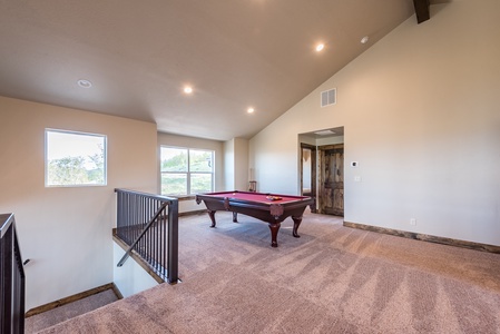 Shundahai Lodge-Loft Area-Billiards and sitting area (Upstairs Center)