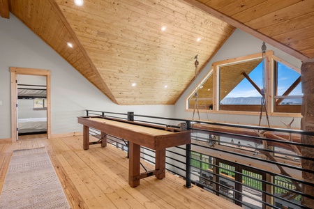 Ranch-House_Upstairs_2