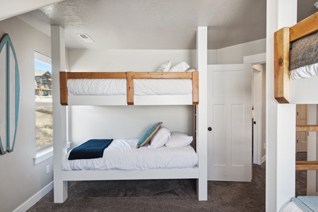 Golden Gable Lodge-Bedroom 2 (Upstairs): 2x Twin over Twin Bunk Beds (accommodates 4)