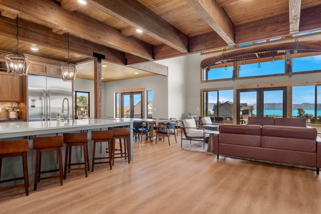 Ranch-House_Common_1