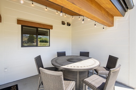 The Silo-Outside eating area