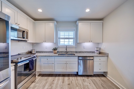 7Low Tide Kitchen