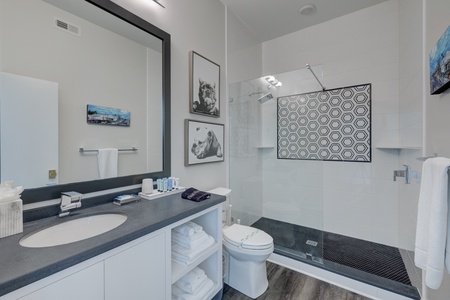 204 Bathroom