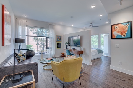 102 Living room