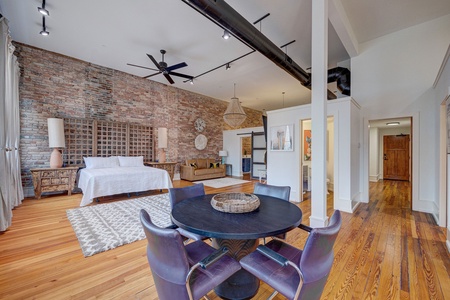 Unit 4 Dining area