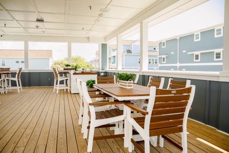 2nd Floor Covered Deck