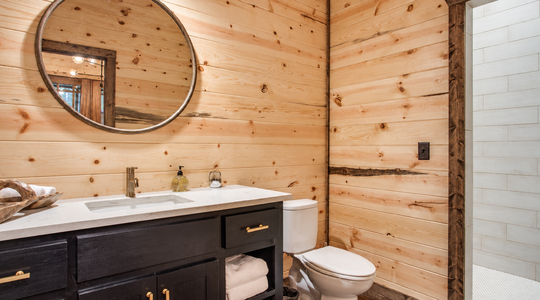 five-pines-downstairs-left-bathroom