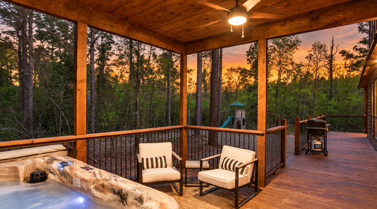 five-pines-back-porch-hot-tub