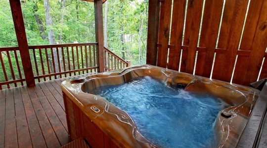 meadowbrook_hottub_940