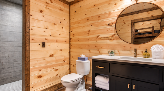 five-pines-left-bathroom-shower