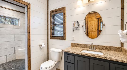 Into_the_Woods_bathroom_2