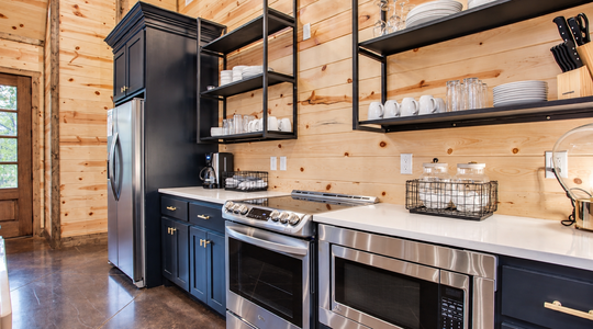 five-pines-kitchen-closeup