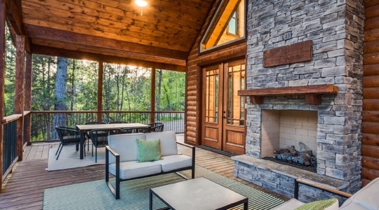 5-Pines-Side-Deck-Fireplace