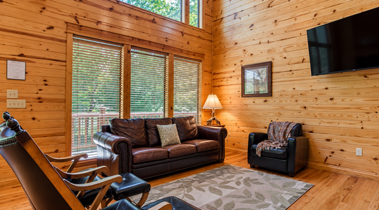 Narrow_Escape_living room_1