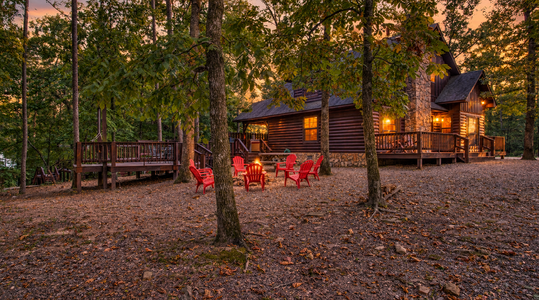 fireside-lodge-side-exterior