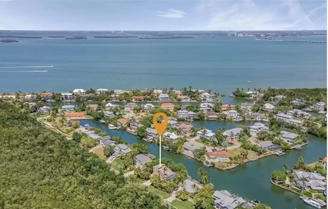 Easy access to Pine Island Sound and the Gulf of Mexico.