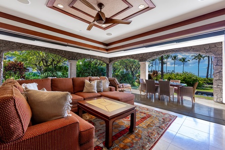 Spacious indoor and outdoor living space
