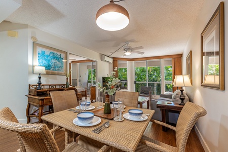 Maui Banyan T203