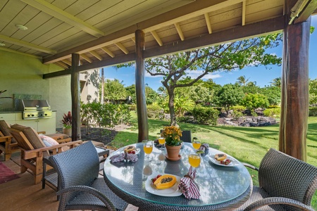 Front Patio with view of the common garden 