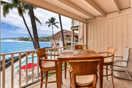 Relax on the lanai