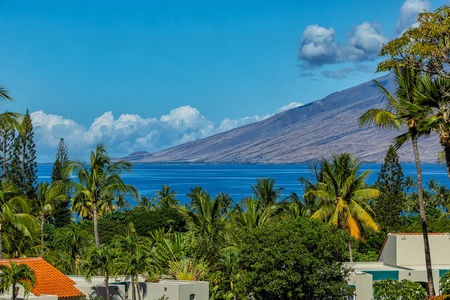 Mountain and ocean view from the lanai