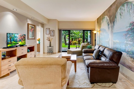 Living room with ample seating 