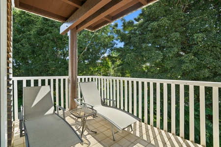 Relax on the Private Lanai