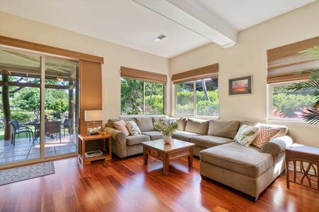 Living Area~ garden view