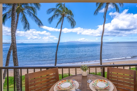 Stunning view of mountains and ocean from your private lanai!