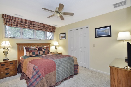 IR4_Bedroom1_med