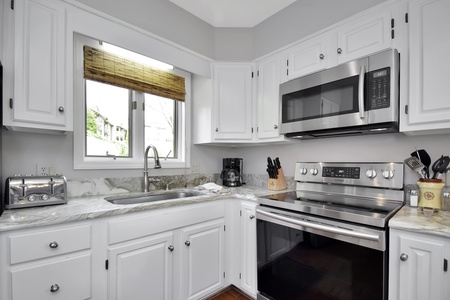 C1_Kitchen1_med