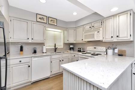 RH4_Kitchen1_med