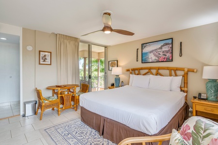 maui-kaanapali-villas-studio-514-bed-02