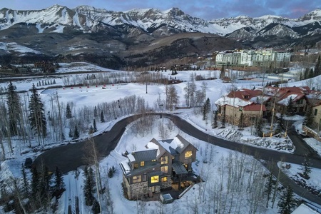 Vischer - Mountain Oasis - Luxury Living with skiing just steps away