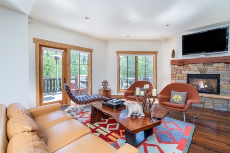 Belvedere 8 - open concept living room