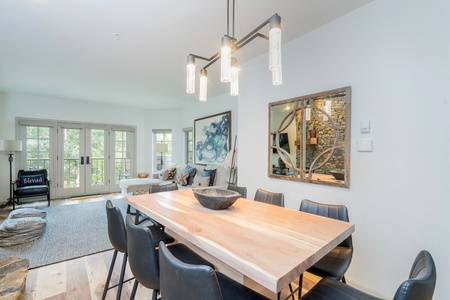 Westermere 211 - Pinecone Proper - Remodeled 3 bedroom condo steps to Skiing and the Core