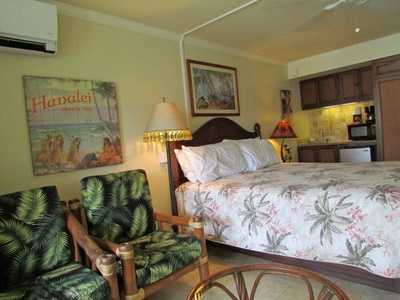 361-room-chairs-bed-june