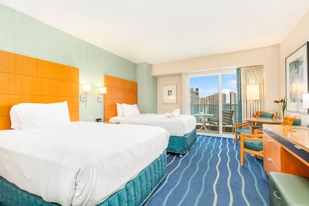 ala-moana-hotel-sov-2513-bed-01