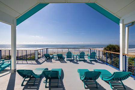 Step out onto your sweeping top deck