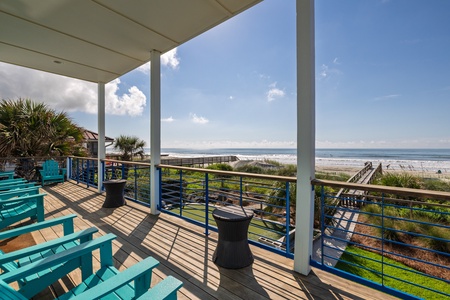 Step out onto your private back deck