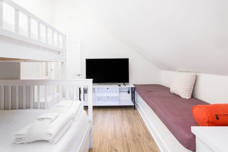 Kids Bunk Room Flat Screen Mounted