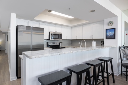 Cook your favorite vacation meals from your fully-equipped kitchen