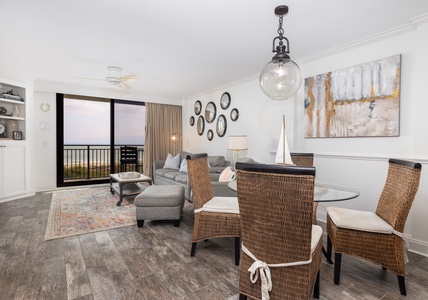 Xanadune features an open concept living space