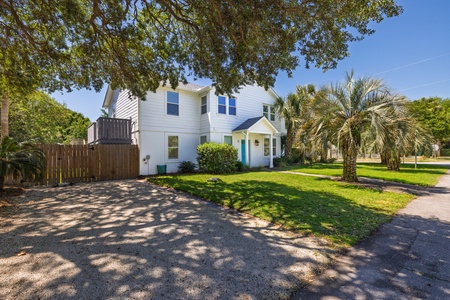 Coastal charm awaits at Sandy Cheeks